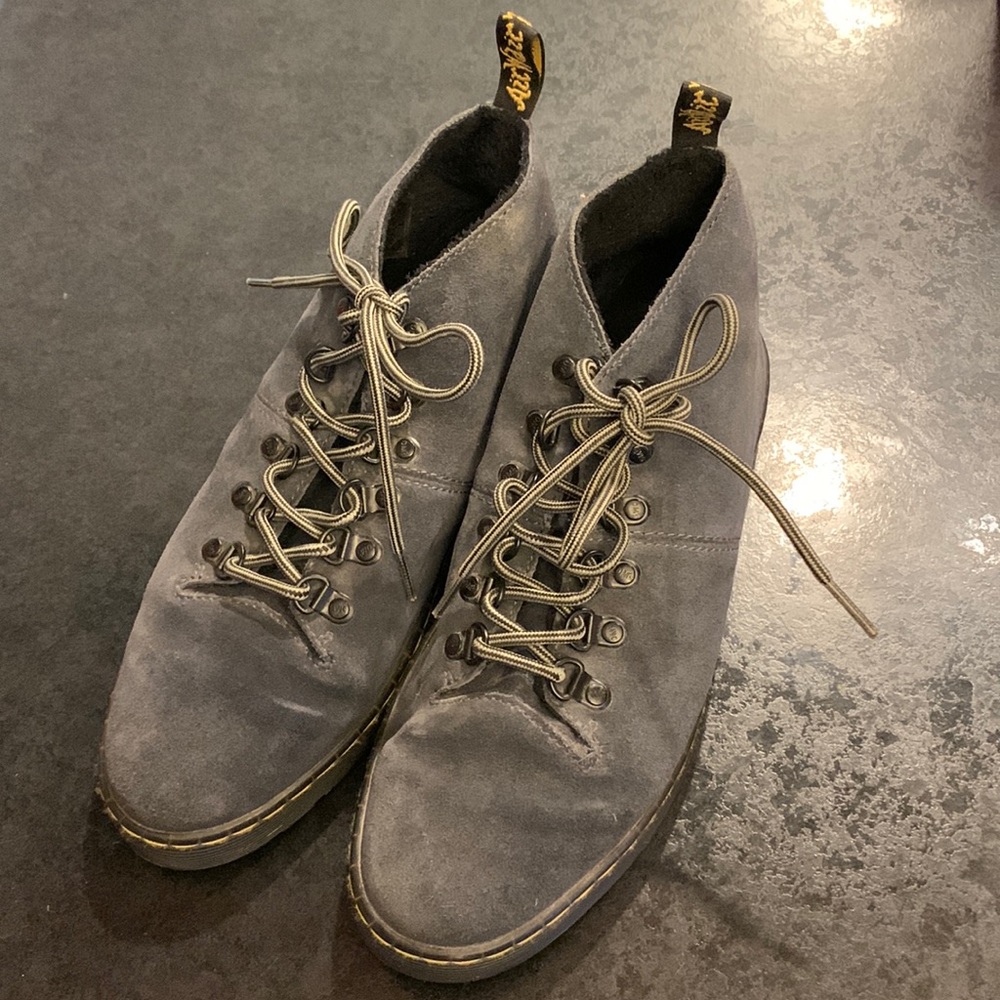 Dr.Martens Lahava boot size 9 woman’s